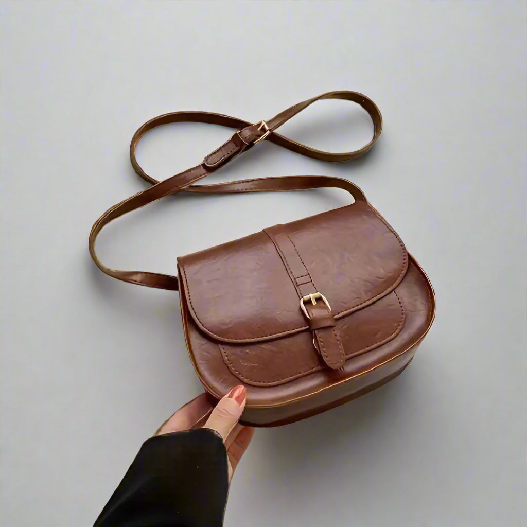 Mia Classic Saddle Crossbody